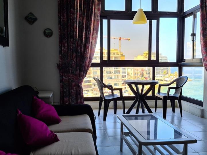 Spinola Bay Sea Front Apt 6 Saint Julian's Exterior photo