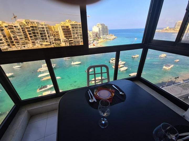 Spinola Bay Sea Front Apt 6 Saint Julian's Exterior photo
